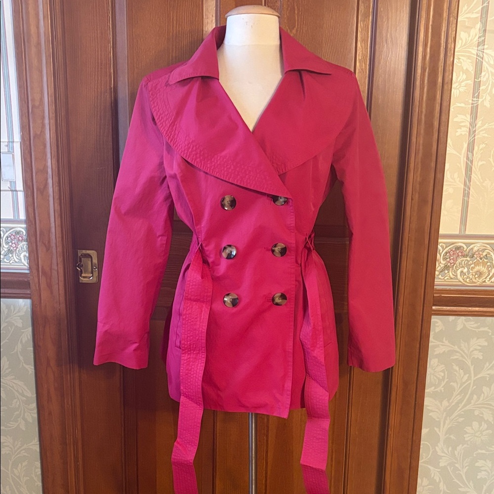 London Fog Vibrant Pink Double-Breasted Trench Coat. Women’s size Large